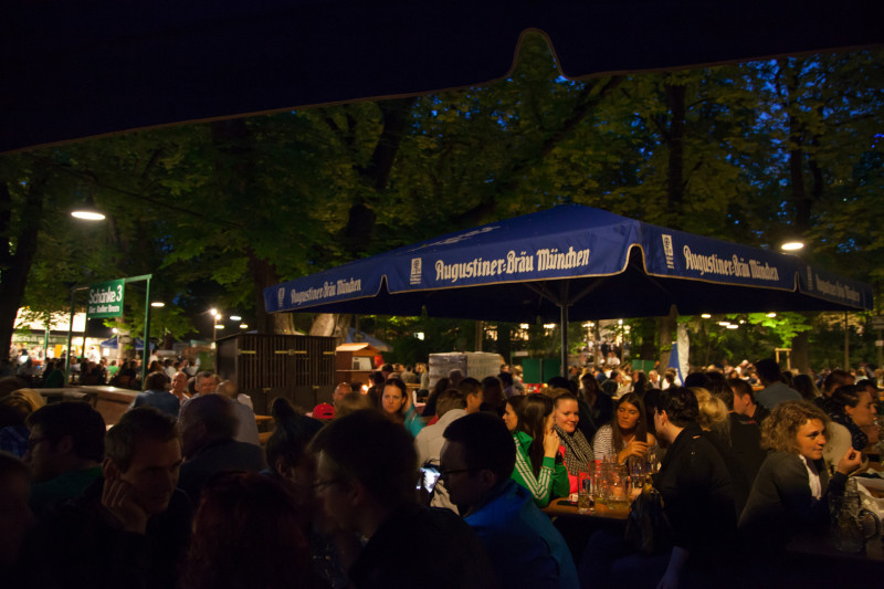 Augustiner Keller bei Nacht