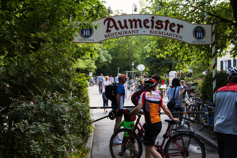 Biergarten Aumeister - Eingang