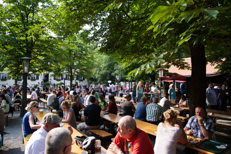 Biergarten Aumeister